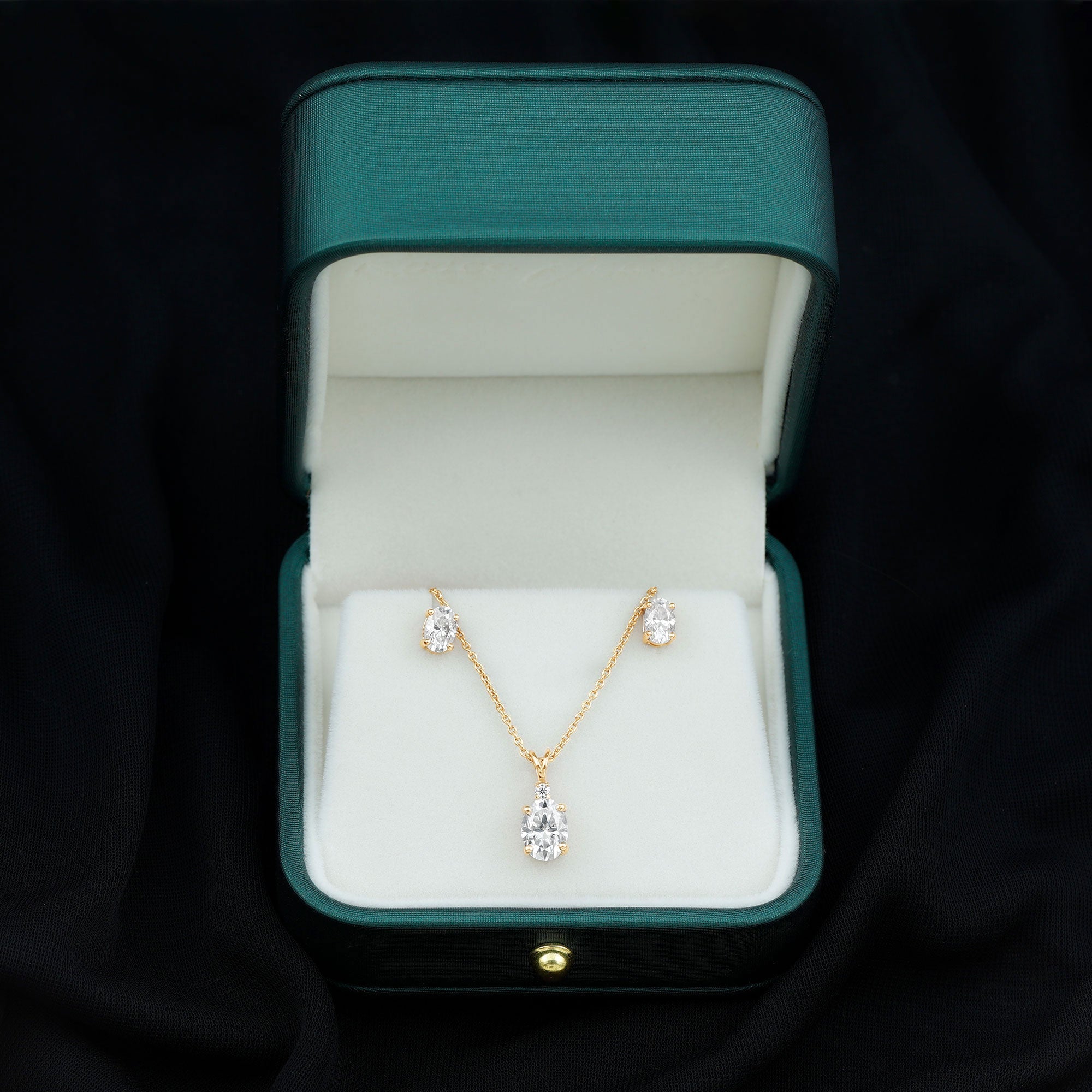 Certified Moissanite Solitaire Jewelry Set